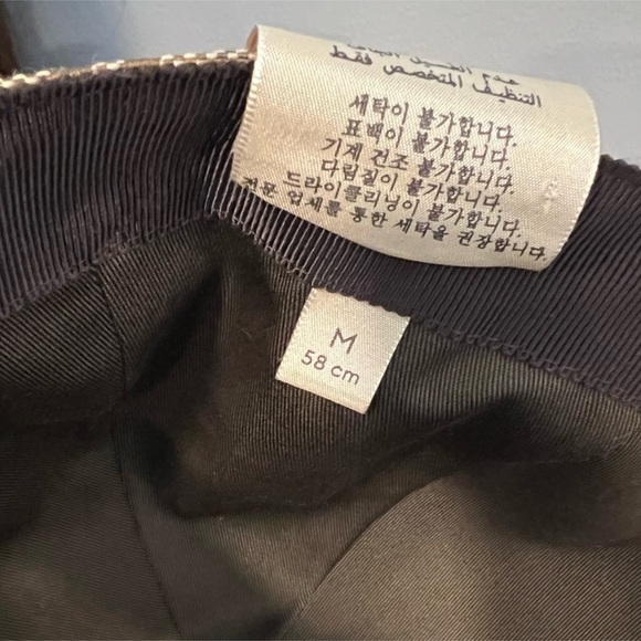 Gucci Original GG Canvas Baseball Hat - Picture 7 of 7